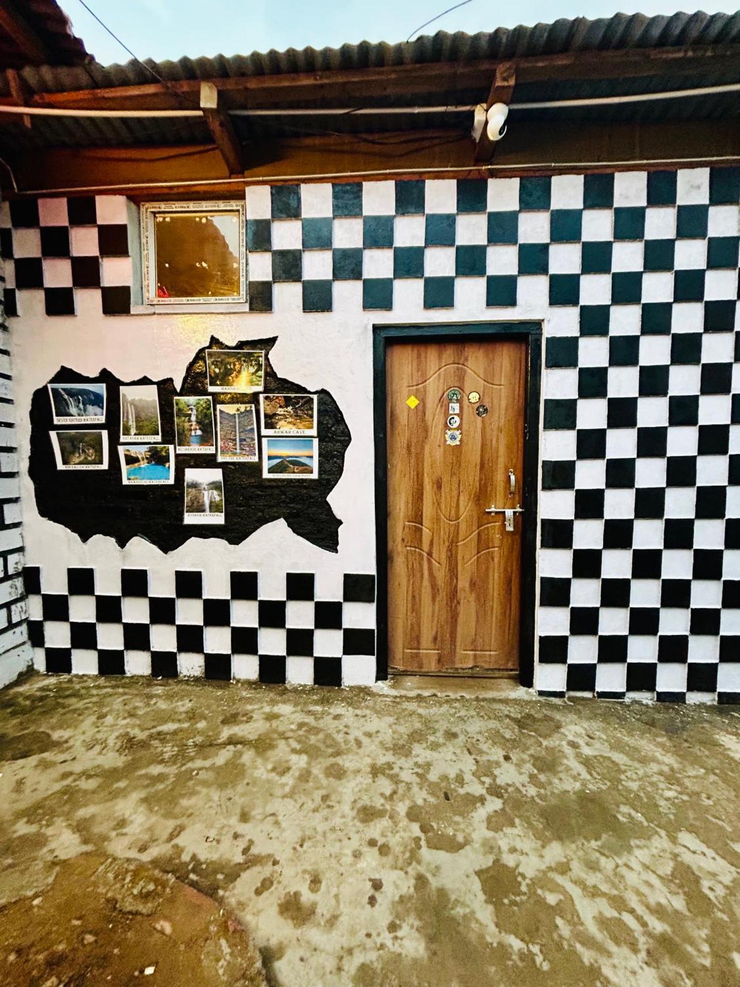 Isabella Hostel Shillong Exteriör bild