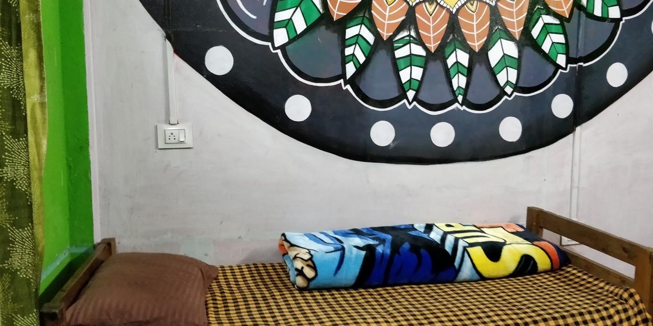 Isabella Hostel Shillong Exteriör bild